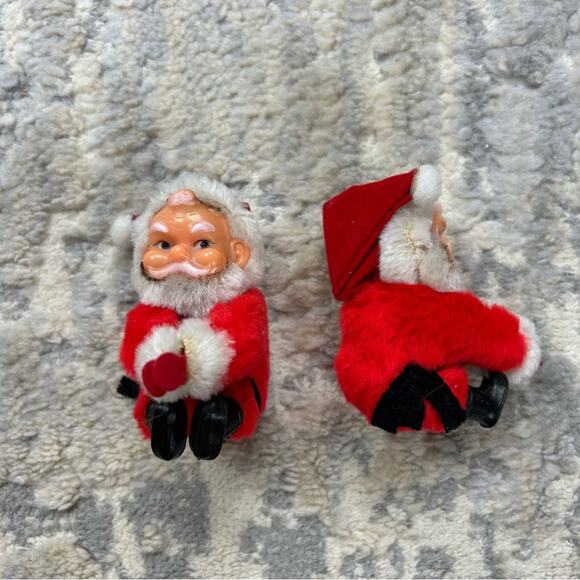 Vintage 1970s Furry Clip On Santa’s Christmas Tree Lapel Set of 2 - Picture 1 of 9